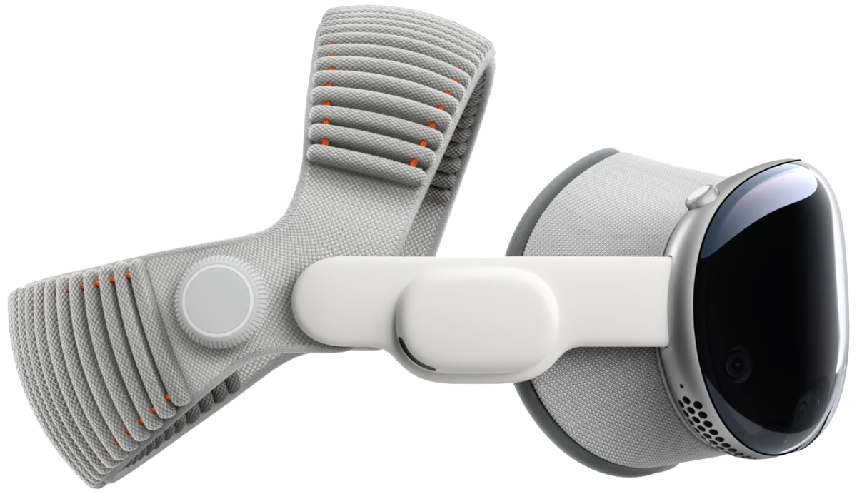 Apple Vision Pro (M5) image